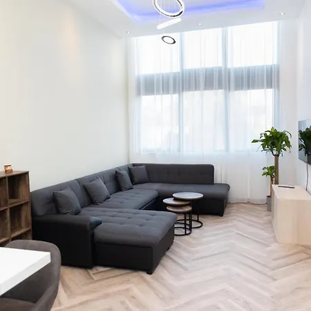 T4 - Centre Appartamento